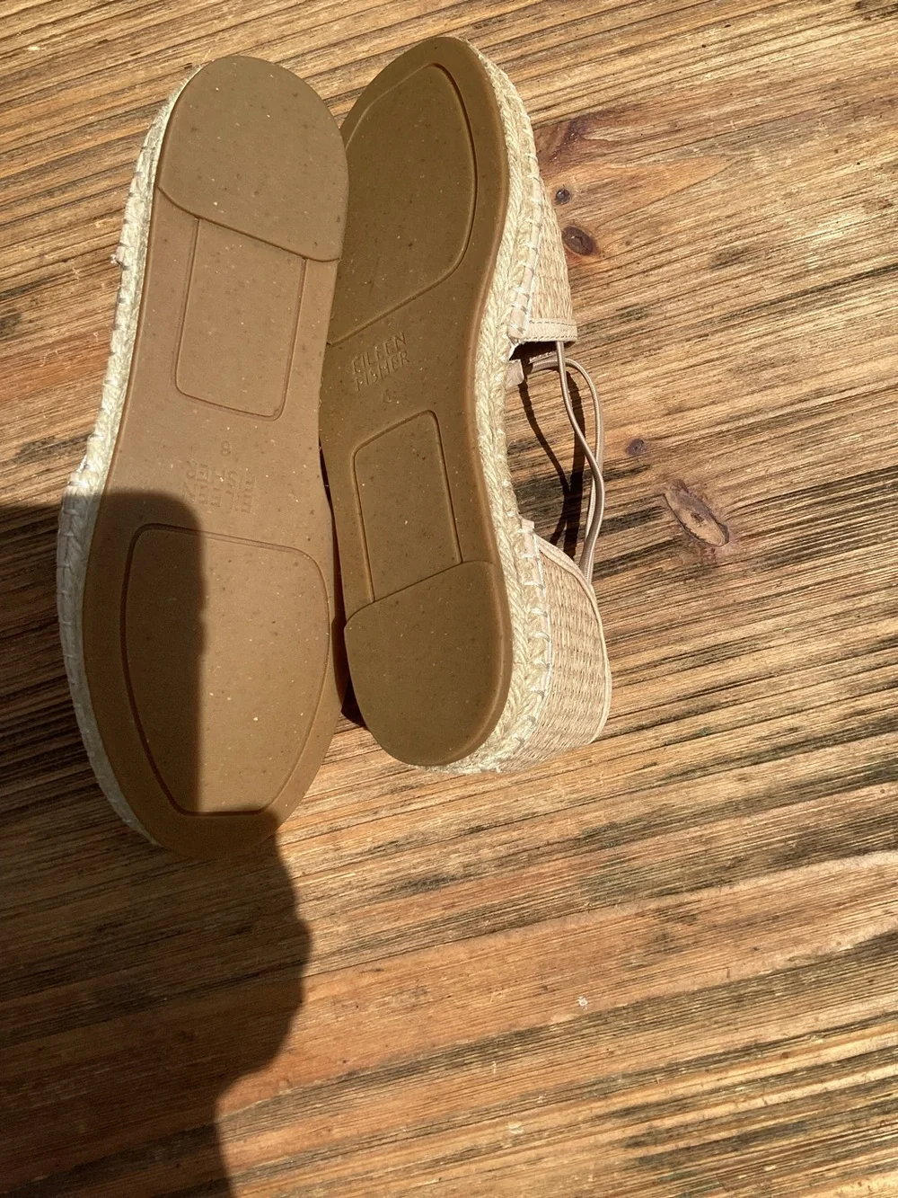 Eileen Fisher Neutral Tan Footbed with Embossed Logo - Picture 9 of 10